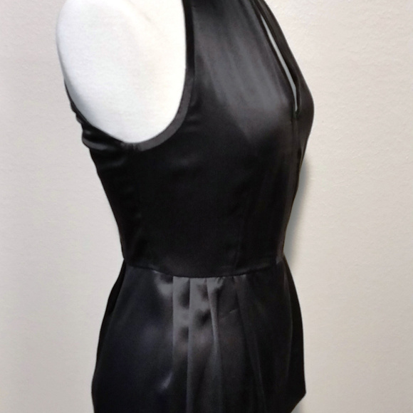 NEW Prada Sleeveless Black Silk Blouse ITALY Size 40 - Picture 5 of 8
